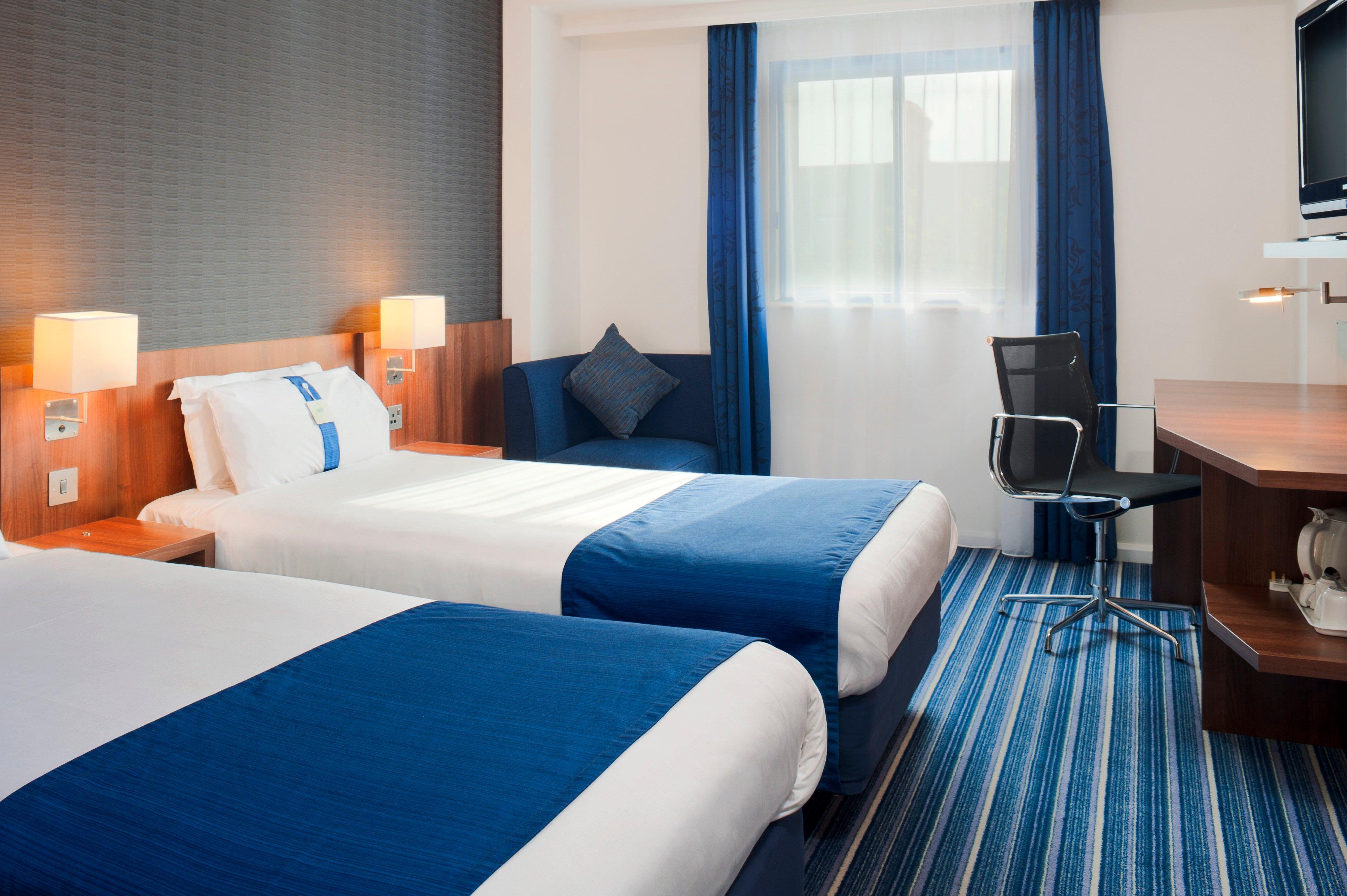 Holiday Inn Express Belfast City By Ihg Екстериор снимка