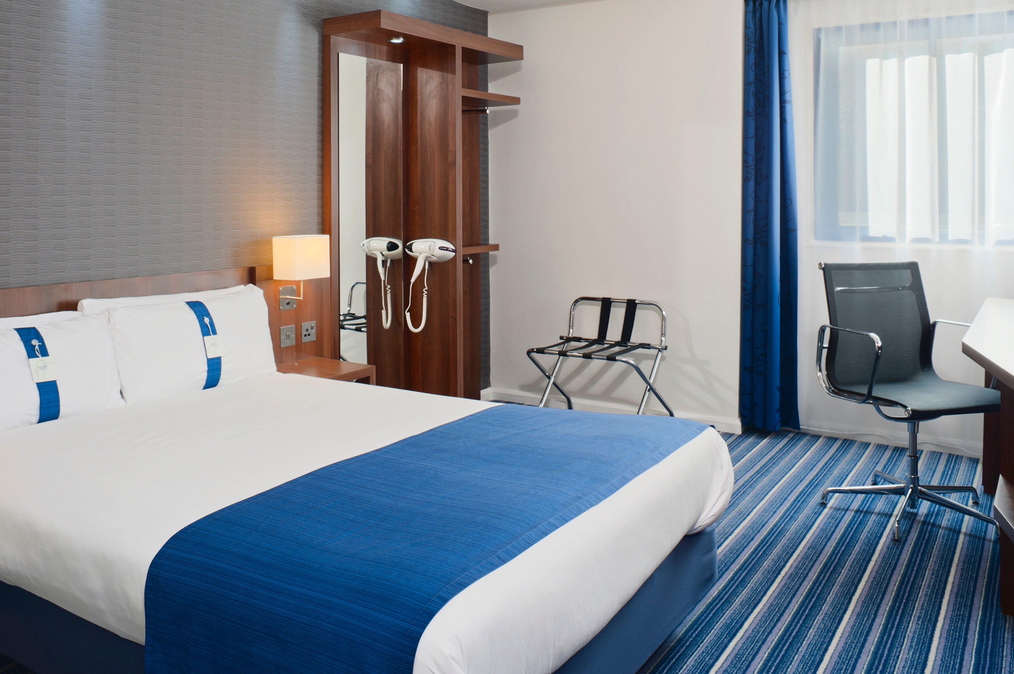 Holiday Inn Express Belfast City By Ihg Екстериор снимка